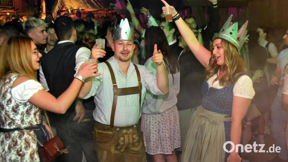 Kirwa-Königin Laura Ehinger und König Andreas Höcht gaben alles, um die Feiernden gut zu unterhalten. Bild: bgm