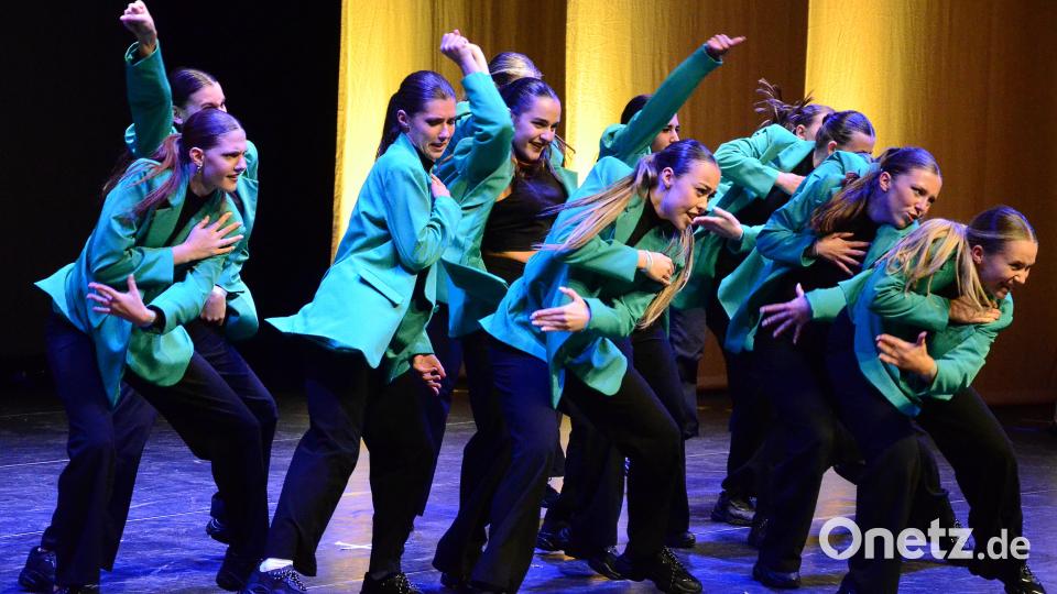 &quot;Dance A.kt&quot; aus Königsbrunn wurden Dritte in der Kategorie &quot;Adults Group&quot;. Bild: Kunz
