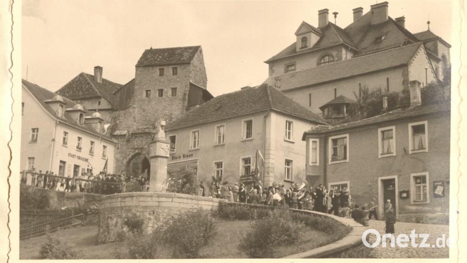 Nabburg gräbt 100 Jahre altes Kriegerdenkmal wieder aus