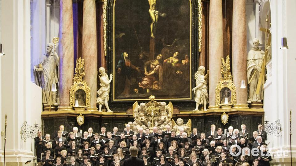 Zum wiederholten Male gestalten der Chor der Basilika Waldsassen und der Chor Rastislav aus Blansko in der Nähe von Brünn/CZ gemeinsam das Herbstkonzert. Archivbild: Basilikakonzerte Waldsassen/exb