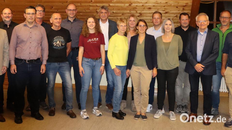 Die Funktionäre der nächsten Amtszeit. Bild: Michael Waldmann/exb