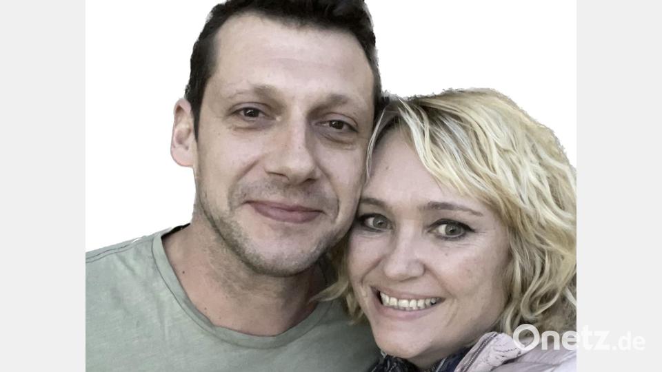 Wenn der Lebensretter zum Kumpel wird: Der Oberpfälzer André Großer und Eva aus Nordrhein-Westfalen halten ihr persönliches Treffen in Berlin auf einem Selfie fest. Archivbild: Eva/privat