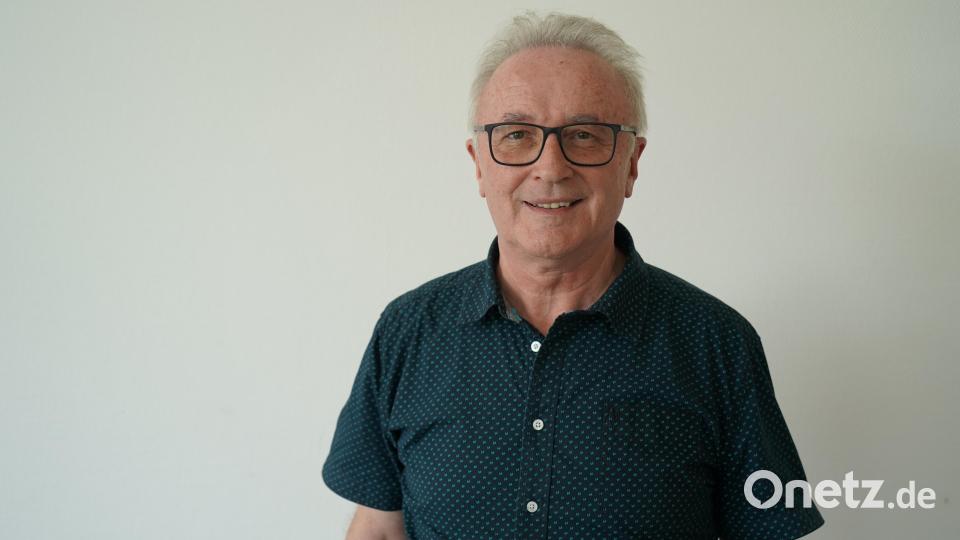 Karl Heinz Kristel aus Weiden hat ein Buch über die Geschichte seiner Frau geschrieben. Bild: Sebastian Böhm