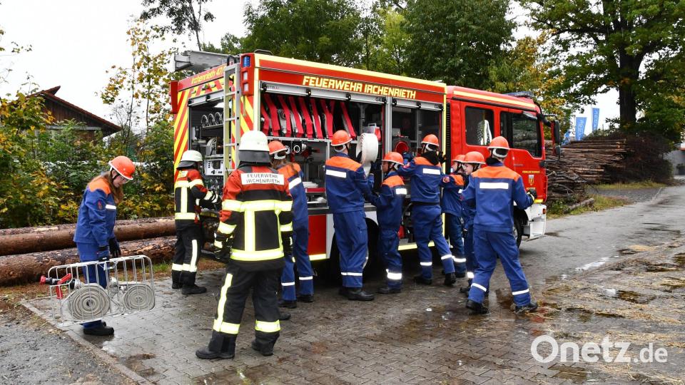 Gemeinschaftsübung der Jugendwehren in der VG-Schirmitz Bild: Feuerwehr/exb
