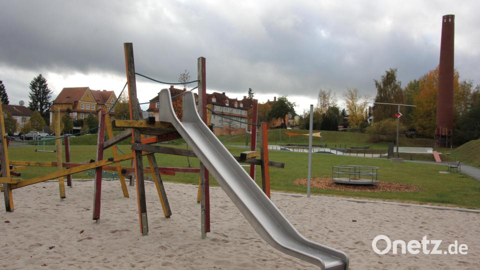 Bei der Skaterbahn in Waldsassen wird eine WC-Anlage gebaut werden. Bild: kro