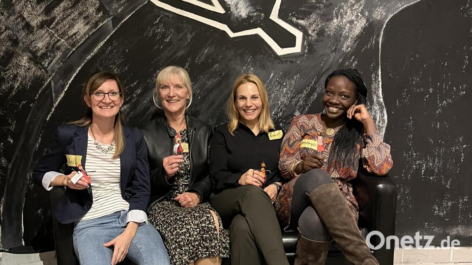 Die vier Sprecherinnen am Failure Friday waren (von links) Michelle Kapitany, Arina Schultes, Dr. Nancy Thiels und Christine Luzolo. Bild: Familienzentrum Mittendrin/exb