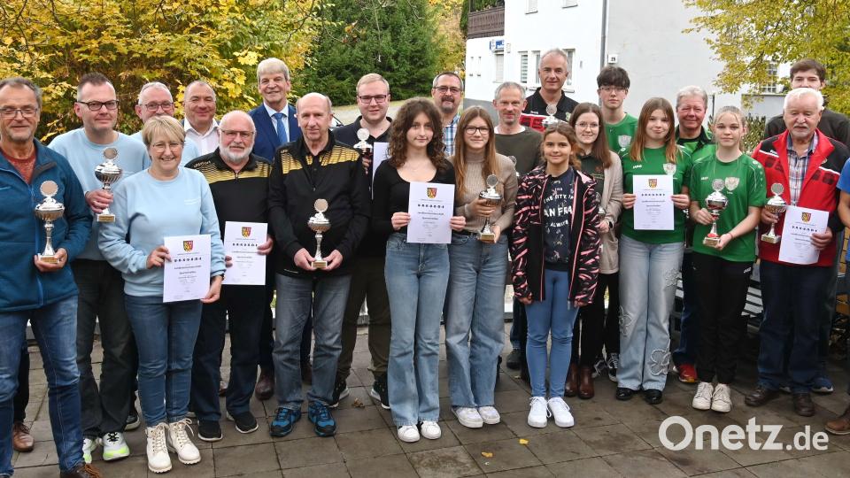 Die Gewinner der Mannschaftswertung bei der Landkreismeisterschaft im Sportschießen. Bild: gf