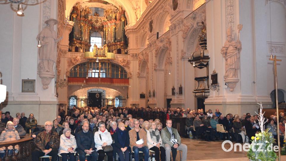 Die Basilika bildete am Sonntagnachmittag die besondere Kulisse für das Große Herbstkonzert. Bild: jr