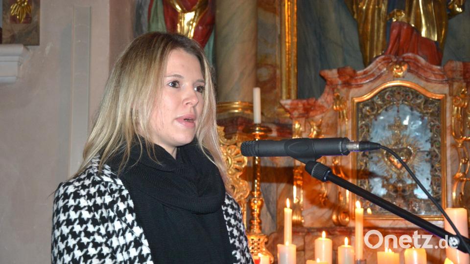 Verbindende Texte zwischen den Liedern sprach Liesa Weiß. Bild: jr