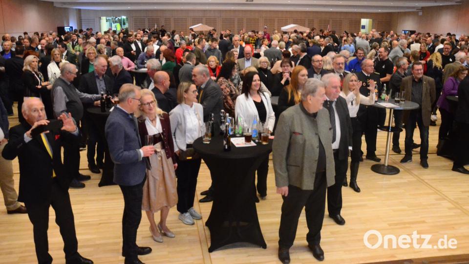 In der Max-Reger-Halle versammelten sich 550 Repräsentanten aus 370 Vereinen und Institutionen. Bild: Kunz
