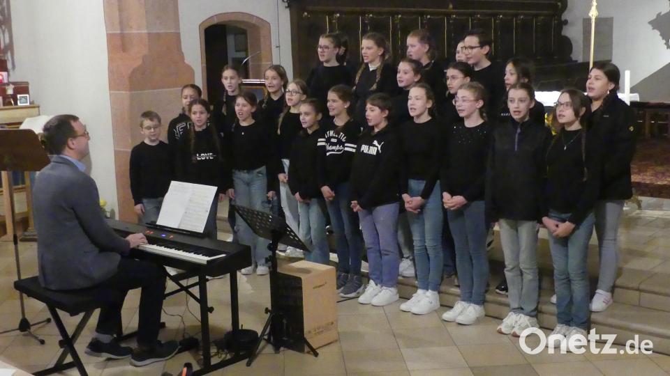 Die Chorklasse des Gymnasiums. Bild: rn