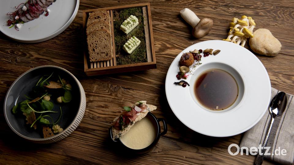 Das Restaurant „Holzfellas“ in Wiesau wurde von Slow Food Deutschland mit der "Roten Schnecke" ausgezeichnet. Bild: Fotozon.de/Ziegler Group/exb