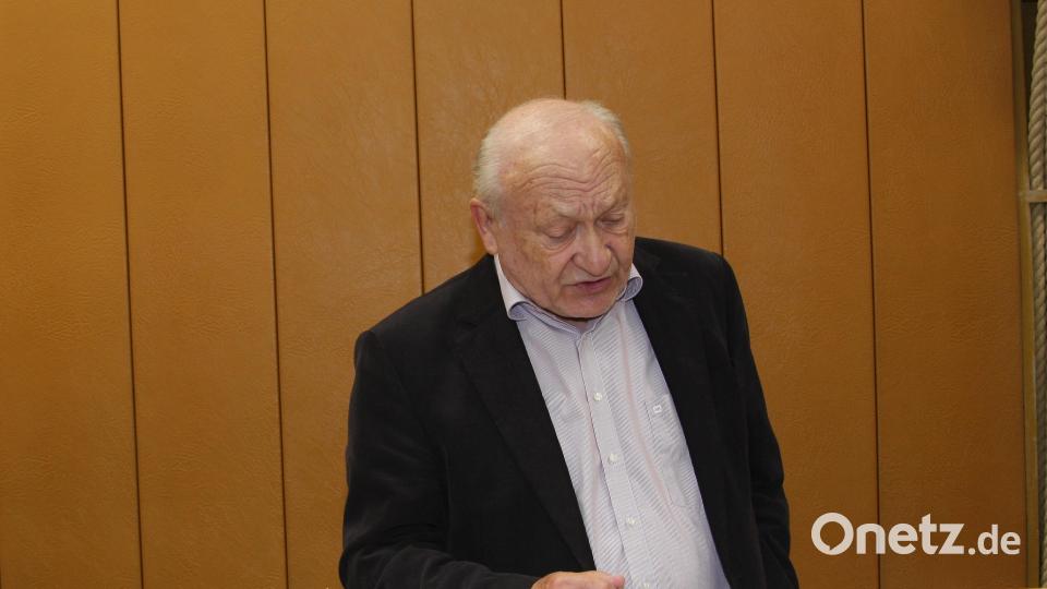 Kreisheimatpfleger Robert Schön verriet, dass das Gründungsjahr bereits vor 1863 gelegen haben könnte. Den vielleicht möglichen Beweis lieferte er mit einer Todesanzeige aus dem Jahr 1861. Bild: wro