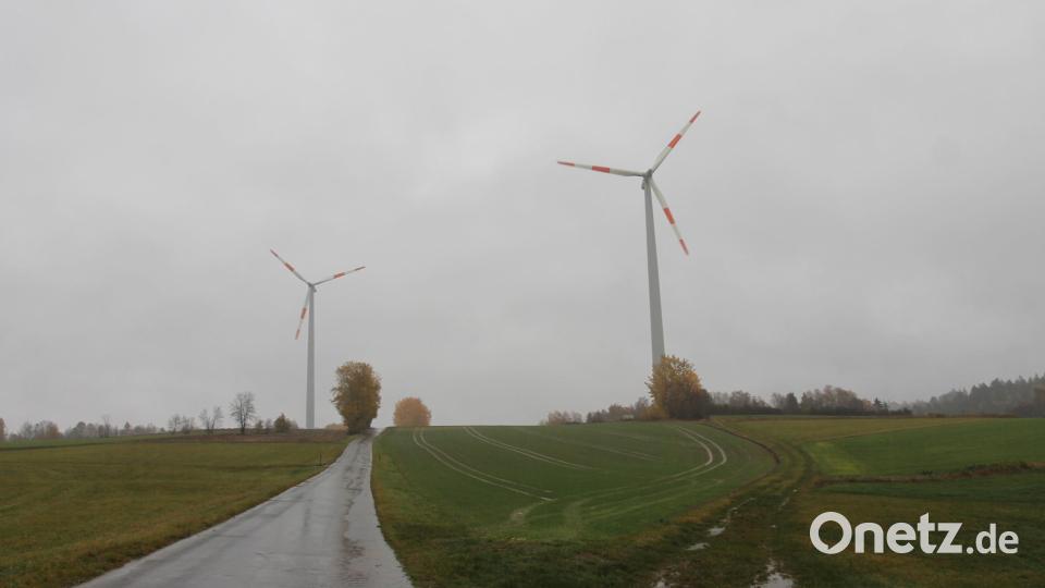 In Waidhaus sollen weitere Windkraftanlagen entstehen. Die Stellungnahmen von Behörden und Träger öffentlicher Belange sind Thema im Marktgemeinderat. Bild: pi