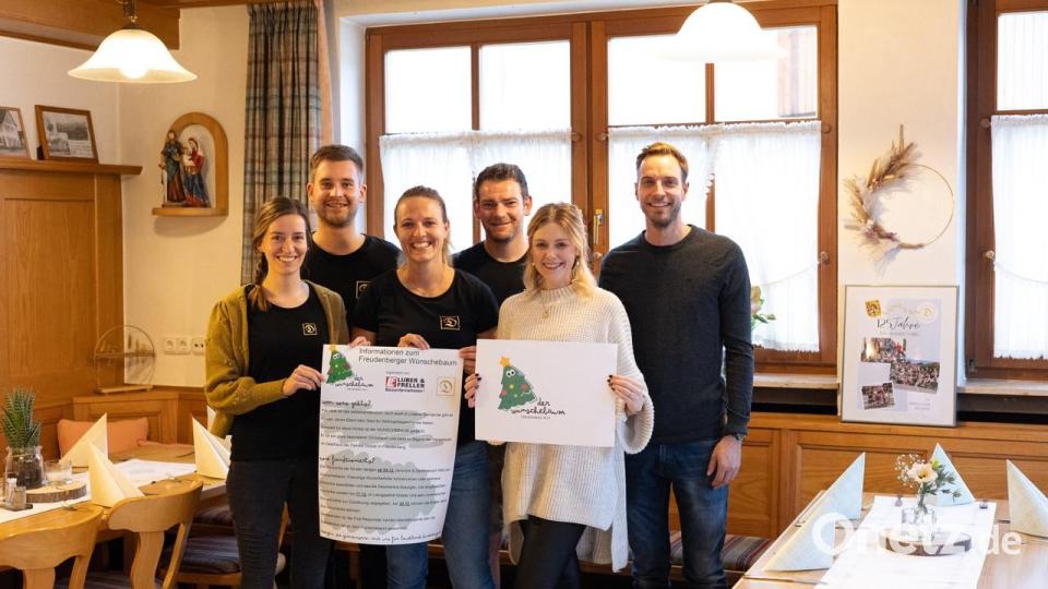 Das sind die Initiatoren des Freudenberger Wünschebaumes (von links): Johanna Nübler, Stefan Dotzler Isa Dotzler, Johannes Dotzler, Ramona Freller und Alexander Freller. Bild: gri