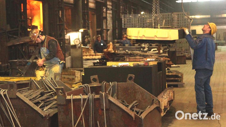 Ein Blick in die Produktionshalle des Industrieunternehmens &quot;Fronberg Guss&quot;: Der Betrieb konnte sich trotz des Strukturwandels am Markt behaupten. Bild: Hirsch