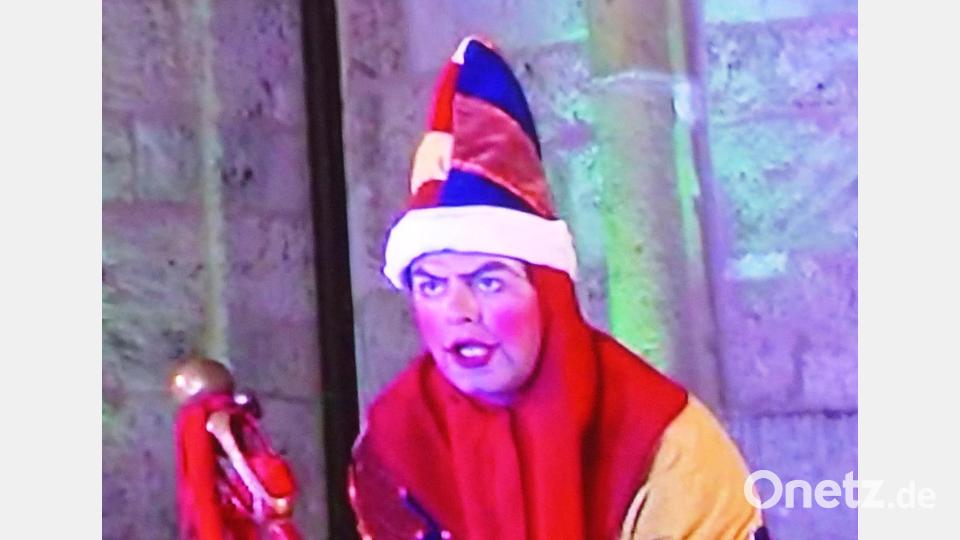 Der Schalksnarr führte das Publikum bei der letzten Aufführung durch das Spiel. Bild: jp