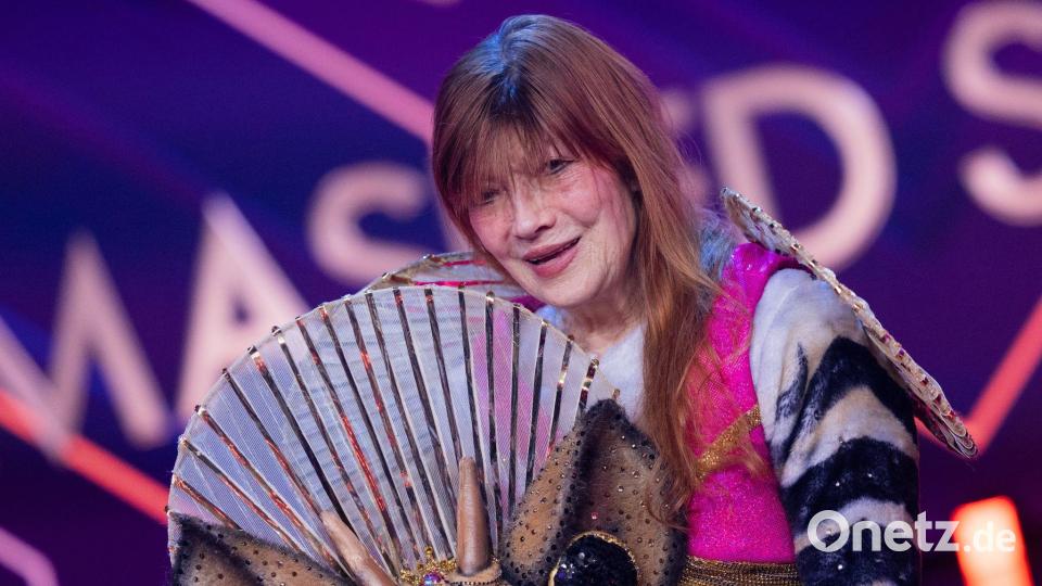 Katja Ebstein in der Prosieben-Show „The Masked Singer“. Bild: Rolf Vennenbernd/dpa