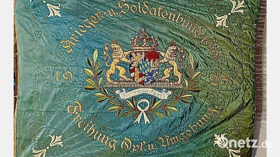 Die Vereinsfahne des Krieger- und Soldatenbunds Freihung aus dem Jahr 1923. Bild: Krones