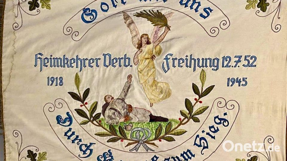 Vereinsfahne der Heimkehrerverbandes Freihung aus dem Jahr 1952 Bild: Krones