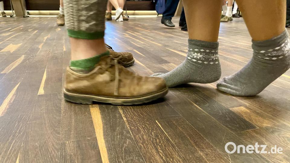 ... oder tanzten "strumpfsockad". Bild: gri