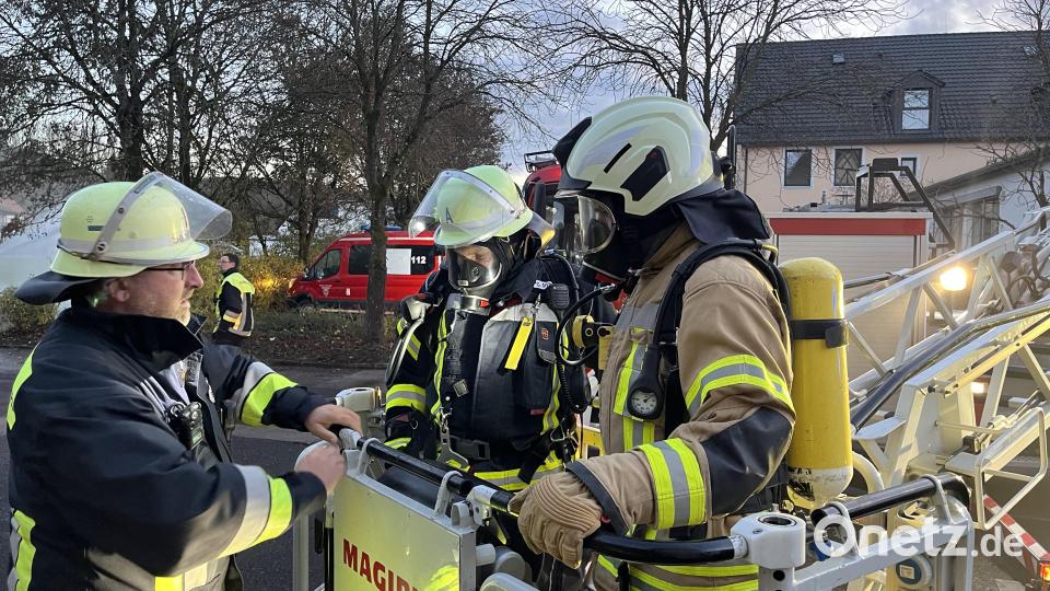 Die Feuerwehren Neukirchen, Holnstein, Trondorf und Röckenricht sowie Sulzbach-Rosenberg arbeiteten Hand in Hand. Bild: lei