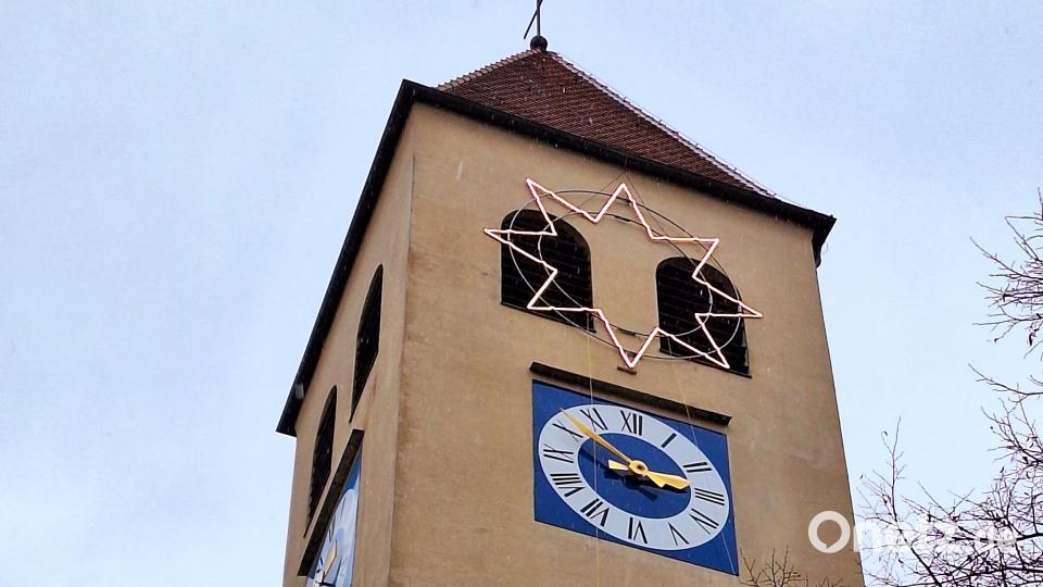 Der Stern hat Tradition in Schwarzenfeld. Bild: Kolpingsfamilie Schwarzenfeld/exb
