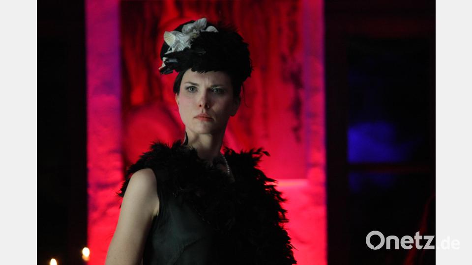 Neben drei Neuproduktionen stehen auch 2024 die &quot;Dinner mit Killer&quot; auf dem Programm des Theaterensembles Ovigo, wie hier &quot;Mord im Hause Doubleface&quot;. Bild:  Florian Wein/exb