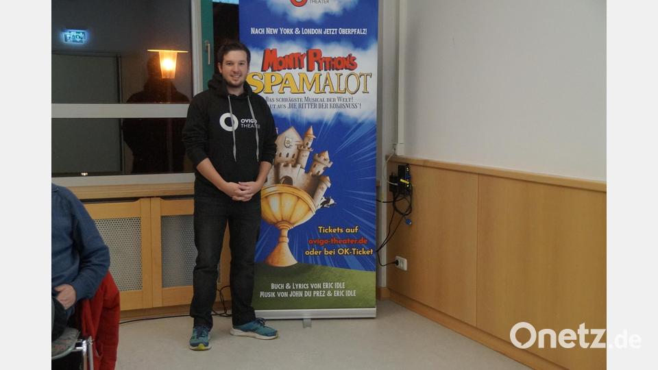 Unter der Regie von Florian Wein und mit großer Bühnenbesetzung und Live-Band wird das Musical &quot;Spamalot&quot; im nächsten Jahr im Landkreis Schwandorf zu sehen sein. Bild: wel