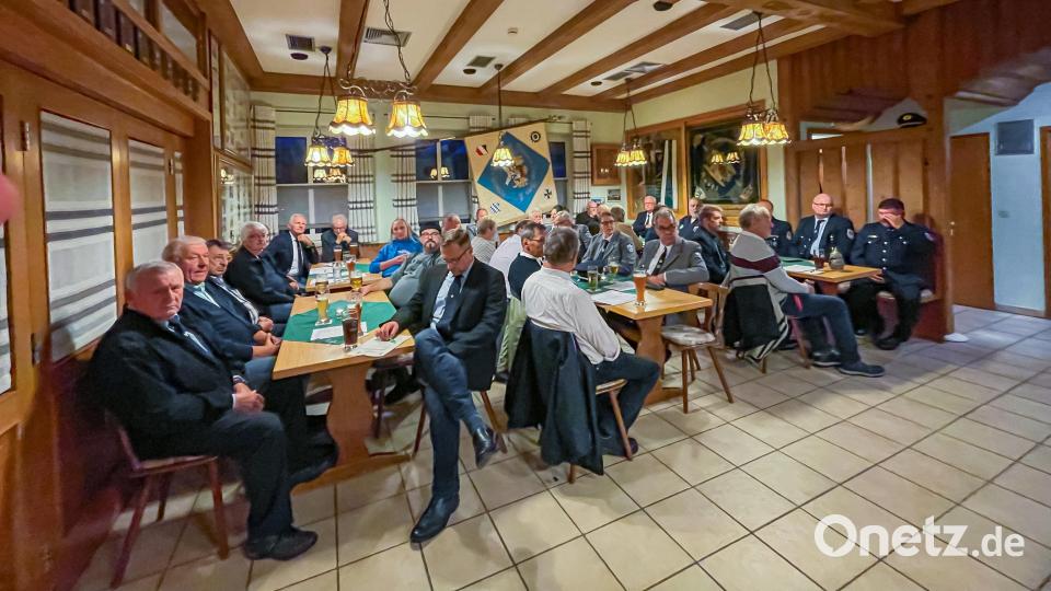 Versammlungsteilnehmer. Bild: Gemeinde Kastl bei Kemnath/exb