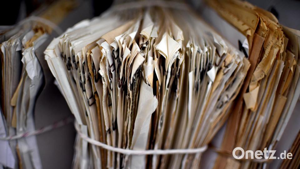 Akten im Archiv des Bundesbeauftragten für die Unterlagen der Staatssicherheit der ehemaligen DDR (BStU). Archivbild: Britta Pedersen