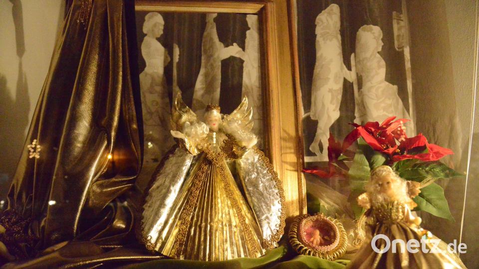 Die Weihnachtsfenster in der Altstadt, am Marktplatz und am Burggut laden wieder zum Rundgang ein. Bild: bey