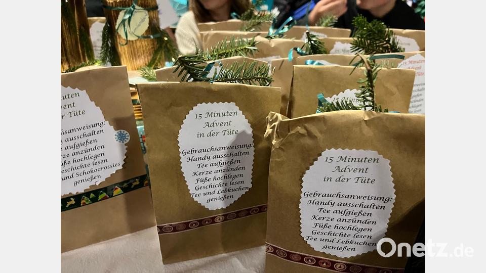 &quot;15 Minuten Advent&quot; gab es hier zu erwerben. Bild: Alexander Licha/exb