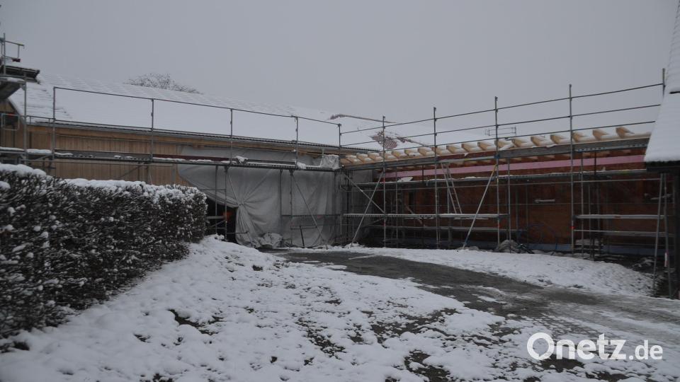 Die Kulturscheune aus Holz mit gemauertem Zwischenbau. Bild: ak