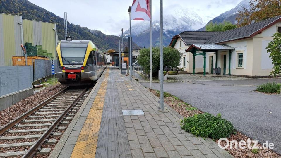 Mit der Vinschger Bahn ist es interessant die Umgebung zu erkunden. Bild: Karl Seiler