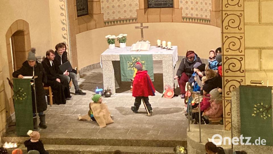 Die Krippen- und Kindergartenkinder des Kinderhauses Purzelbaum feierten Martinstag. Bild: Anja Spreckels/exb