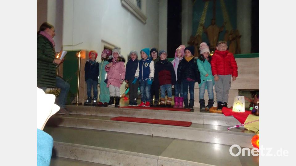 Die Martinsfeier der Kinderoase St. Emmeram ist bestens gelungen. Bild: wrm