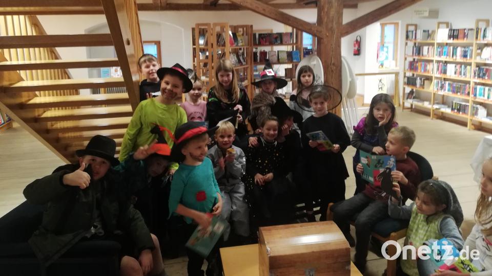 Bei der Party zum Jubiläum &quot;100 Jahre Otfried Preußler&quot; in der Stadtbücherei Waldsassen hatten die Kinder viel Spaß. Bild: Stadtbücherei Waldsassen/exb
