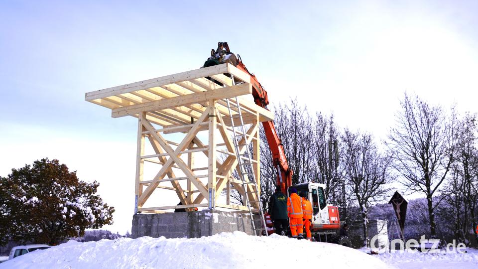 Ab April soll der Aussichtsturm für die Bevölkerung zugänglich sein. Die neue &quot;Motte&quot; verspricht nach ihrer Fertigstellung einen wunderbaren Ausblick. Bild: fvo