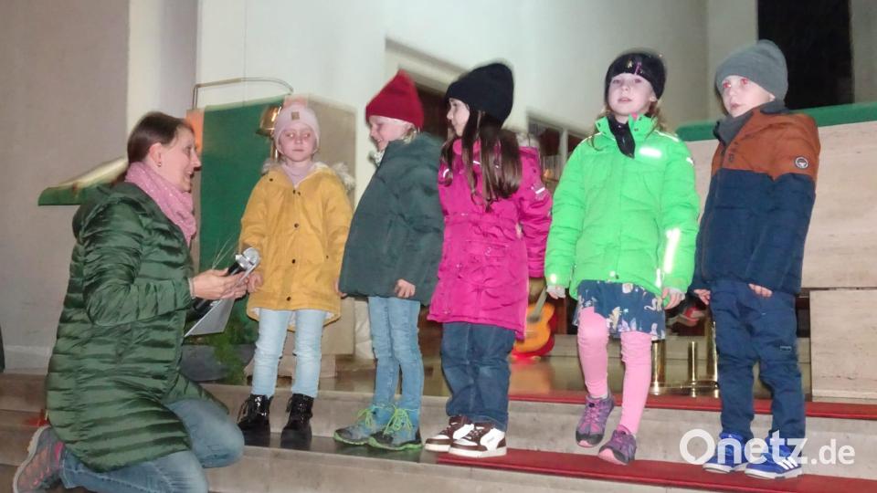 Die Martinsfeier der Kinderoase St. Emmeram ist bestens gelungen. Bild: wrm