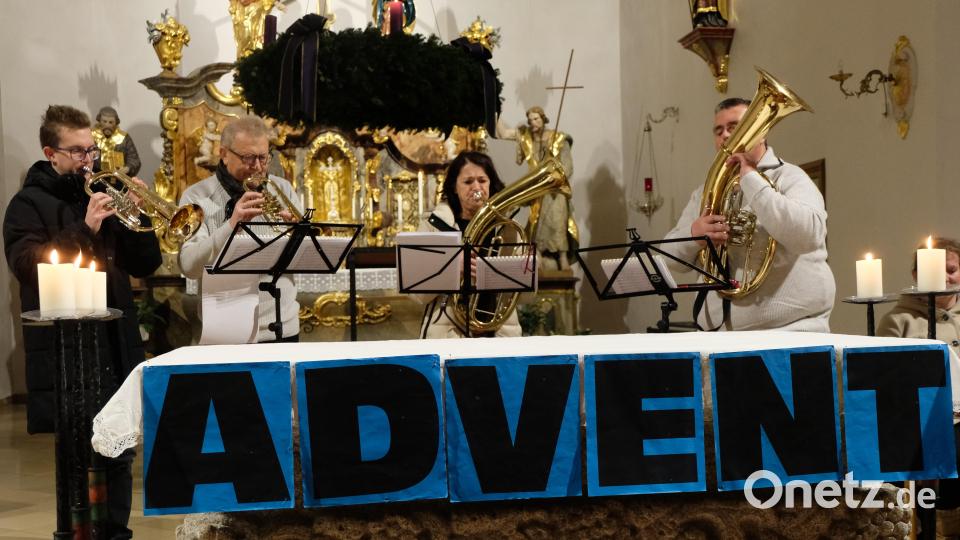 Das Bläserquartett Pleystein begeistert einmal mehr in der Adventsstunde. Bild: le