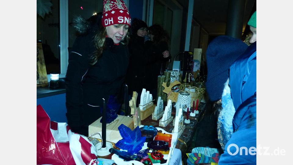 Kunstgewerbe gehört auf einen Weihnachtsmarkt. Bild: hme