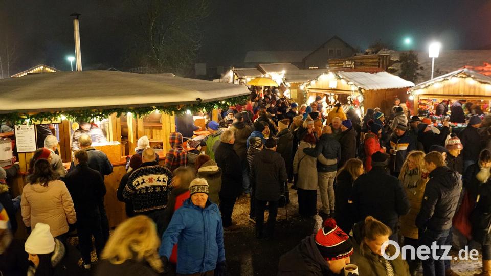 Viele Besucher strömten durch die Budenstadt. Bild: jma