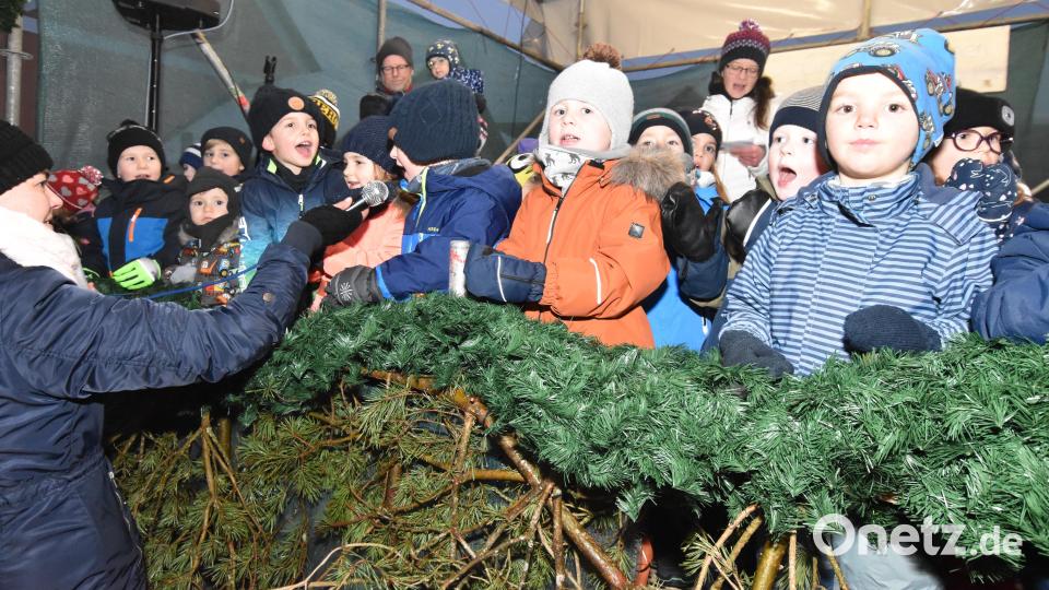 Auch die Kindertagesstätte St. Vitus trat bei der Illschwanger Dorfweihnacht auf. Bild: no