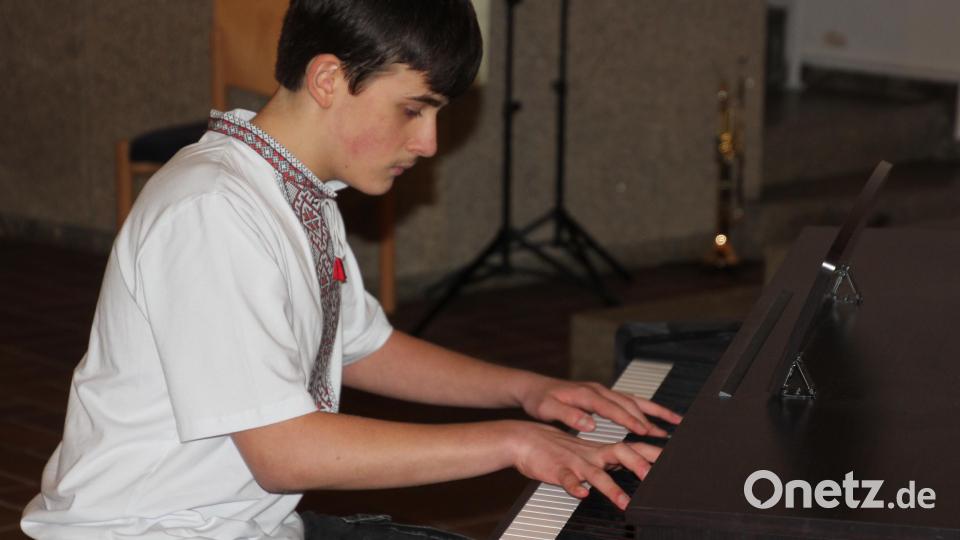 Großartig spielte der 13-jährige gebürtige Ukrainer Arthur Romanenko das Klavier. Bild: kro