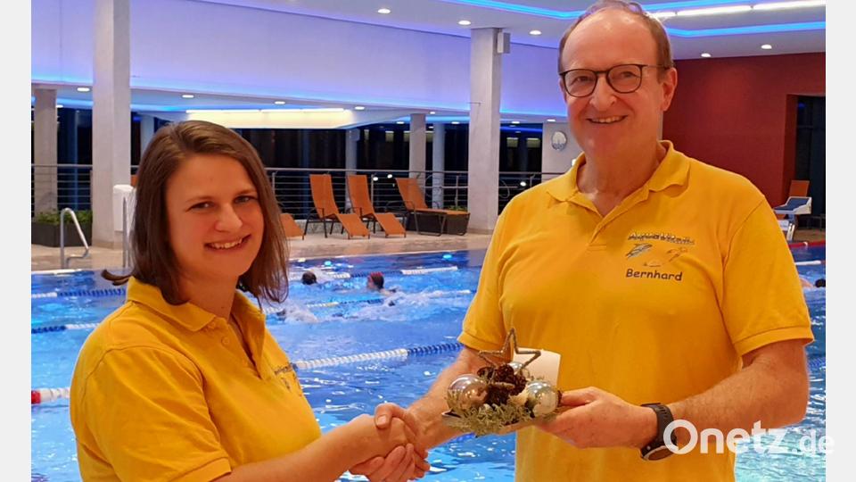 Neue Ausbilderin für Schwimmen lernen. Bild: Bernhard Fleischmann