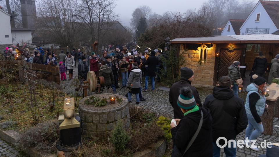 Die Röthenbacher Dorfweihnacht zog Tausende von Besuchern an. Bild: rw