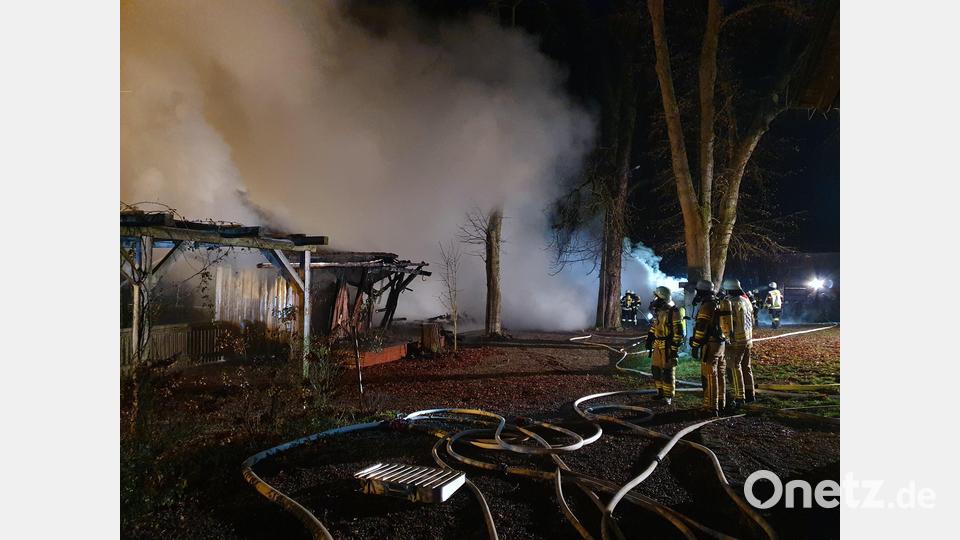 Die historische Kegelbahn konnte laut Feuerwehr nicht mehr gerettet werden. Bild: Kreisbrandinspektion Cham