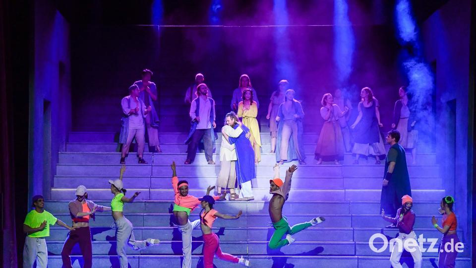Jesus Christ Superstar, die weltbekannte Rockoper, begeisterte das Publikum im Stadttheater Amberg. Bild: Petra Hartl