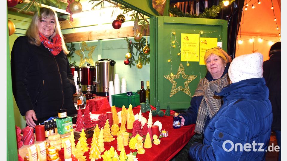 Sogar einige Dekogegenstände für Weihnachten können gekauft werden. Bild: ubb